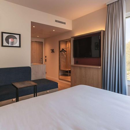 Hampton By Hilton Konstanz Hotel Bagian luar foto
