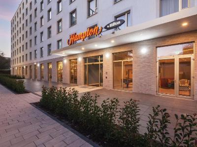 Hampton By Hilton Konstanz Hotel Bagian luar foto